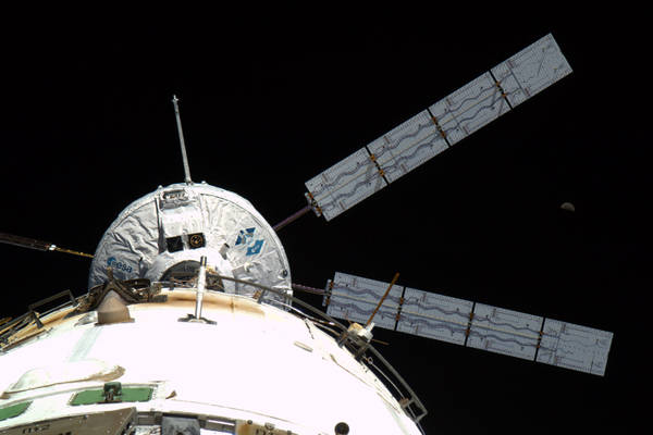 L'arrivo della seconda navetta europea Atv, la Johannes Kepler, alla Stazione Spaziale (fonte: ESA)