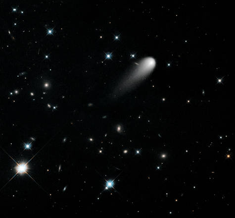 La cometa Ison fotografata dal telescopio spaziale Hubble (fonte: NASA, ESA, and the Hubble Heritage Team-STScI/AURA)