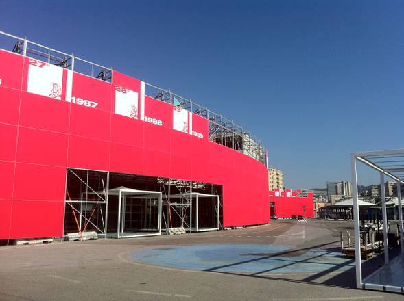 Salone Nautico: 10.000 mq di rosso accolgono visitatori a Genova