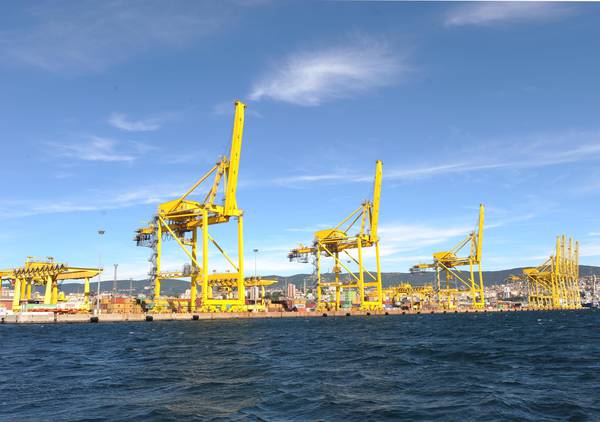 Porti: Trieste; in 2015 +3% movimentazione camion da Turchia