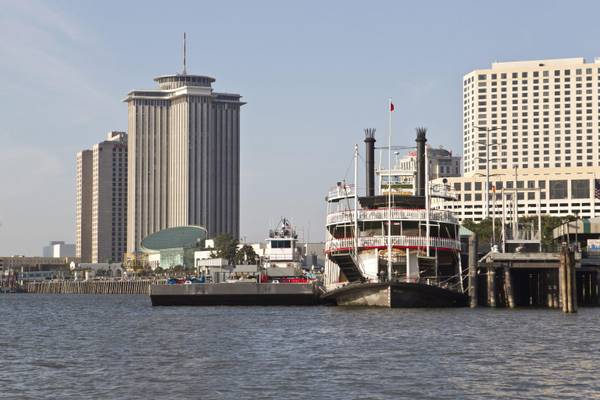Usa: chiuso porto New Orleans sul fiume