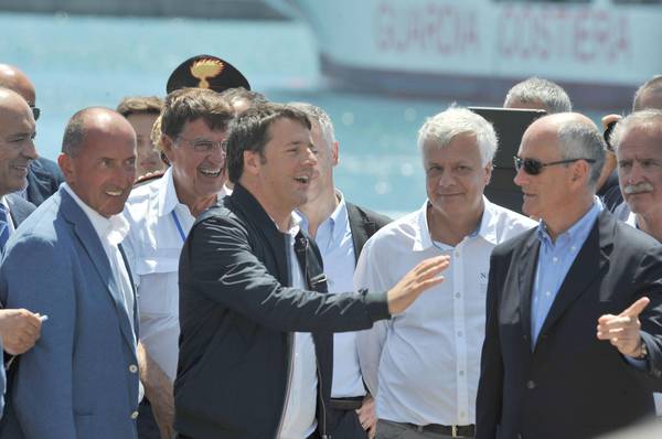 Concordia: Renzi, e' stata impresa, ma non è giorno festa