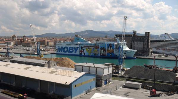 Porti:Livorno, traffici in crescita primo trimestre 2016