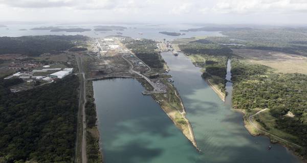 Canale Panama: ampliamento concluso entro luglio