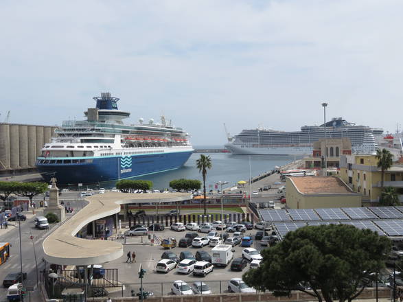 Porti: meno navi ma più crocieristi a Palermo nel 2018