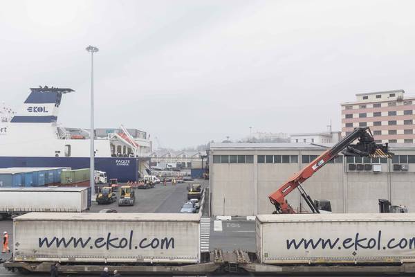 Porti: Trieste, crescita a due cifre (cntr/Teu +20,99%) per primo scalo italiano