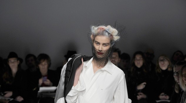 Moda: l'eclettismo Schiaparelli torna in scena