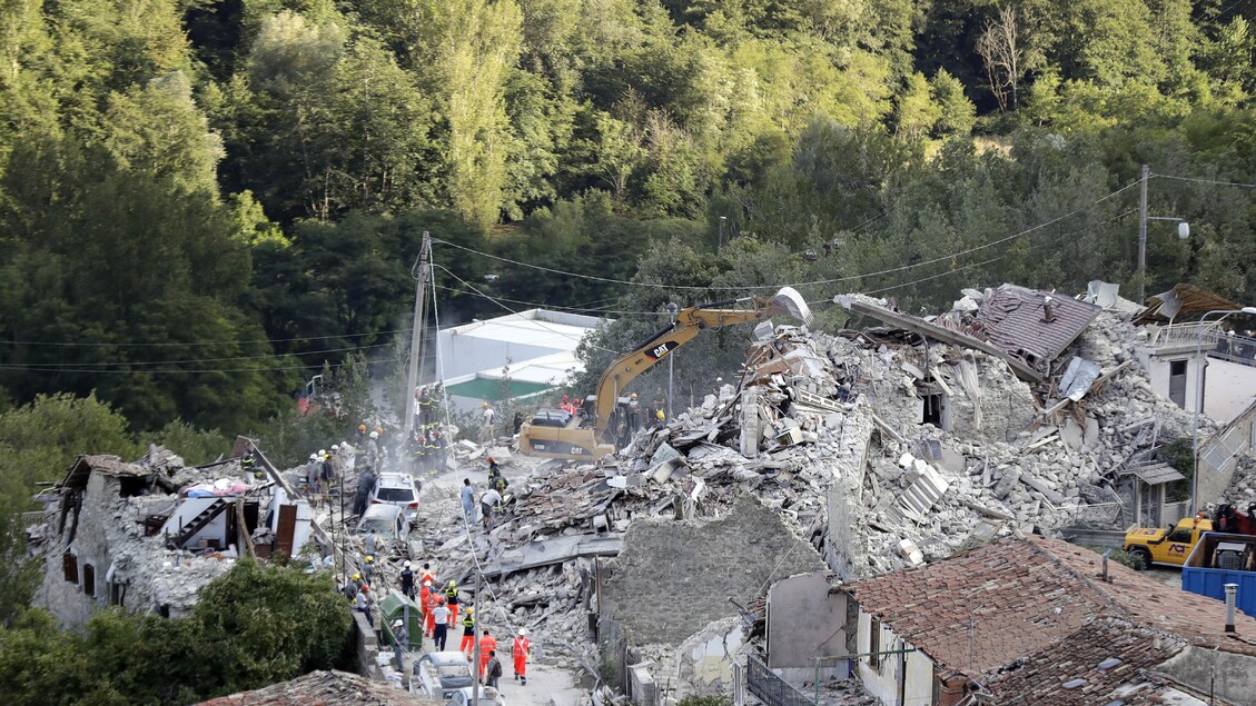 Una veduta di Pescara del Tronto, distrutta dal terremoto