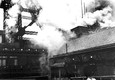 Una immagine d'epoca datata 8 agosto 1956 mostra le fiamme nella miniera di Bois du Cazier dove  morirono 268 minatori © Ansa