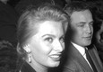 Marlon Brando e Sofia Loren il 9 novembre del 1954 a Roma al cinema Fiamma per la prima del 'Fronte  del Porto'. Brando vinse con questo film un Oscar come migliore attore © Ansa