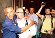 Filippo Nogarin, candidato per il Movimento 5 Stelle, festeggia dopo la vittoria a Livorno. Foto di Franco Silvi © Ansa