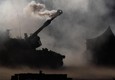 Tank israeliani sparano in direzione di Gaza (ANSA)