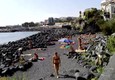 A Catania 26 gradi, tanti bagnanti in spiaggia © ANSA