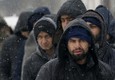 Migranti al gelo: piano Serbia per trasferirli in ex caserme © Ansa