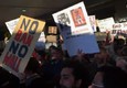 Stop Trump, protesta all'aeroporto di San Francisco © ANSA