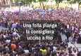 Una folla piange la consigliera uccisa a Rio © ANSA