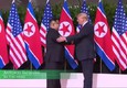 Pacche e sorrisi, i 42 minuti tra Trump e Kim © ANSA