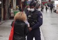 La Francia in lockdown, ma le strade non si svuotano © ANSA