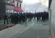 Parigi, i black bloc irrompono nella Marcia per le liberta' © ANSA