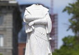 Usa, decapitata la statua di Cristoforo Colombo a Boston © Ansa