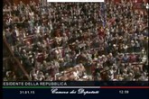 Mattarella supera quorum, standig ovation