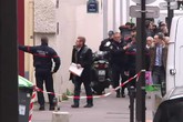 Attacco Parigi, e' caccia ai terroristi