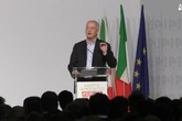 Pd, Veltroni:'State uniti, no ritorno al passato Ds-Margherita'