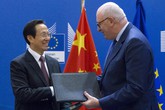 Ue e Cina firmano accordo di scambio per giovani agricoltori (ANSA)