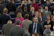 Eurodeputati Ukip girati di spalle durante 'Inno alla gioia'