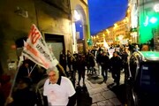 A Firenze in centinaia a corteo ' no-Renzi '