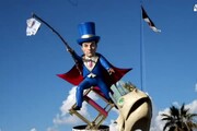 Renzi 'illusionista' protagonista del Carnevale di Viareggio