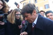 Gianni Morandi va a vedere danni alla Barcaccia