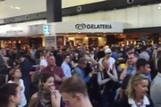 Caos in aeroporto a Fiumicino per incendio al Terminal 3
