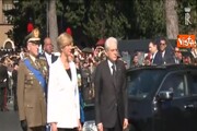 Il presidente Mattarella e il ministro Pinotti alla festa della Repubblica
