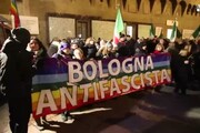 Presidio antifascista a Bologna contro riunione Forza nuova