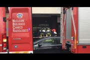 Polvere sospetta, carabinieri e vigili fuoco in sede Equitalia