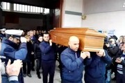 Libia: conclusi funerali Failla, lungo applauso fuori chiesa