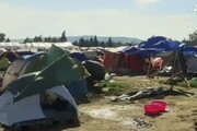 Vento sferza campo profughi di Idomeni