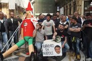 Manifestanti anti-Renzi: ' oggi inizia lotta contro governo'