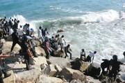 Ventimiglia, migranti raggiungono Francia a nuoto