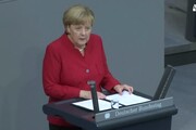 Merkel con Renzi sul referendum
