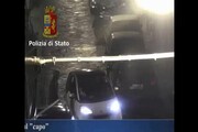 Piazza di spaccio a Catania, video consegna incasso al capo