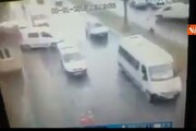Autobomba a Smirne, l'esplosione filmata dalle telecamere