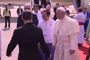 Papa Francesco arrivato in Myanmar