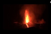 Etna, le spettacolari immagini dell'eruzione vulcanica
