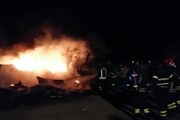 Incendio in campo rom a Bari, nessun ferito 