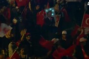 I sostenitori di Erdogan festeggiano a Istanbul