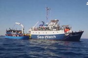Migranti: Italia pronta chiudere porti