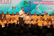 Renzi: 'Da qui a fine legislatura un milione di posti di lavoro'