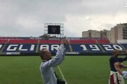 Cagliari inaugura stadio sotto acquazzone